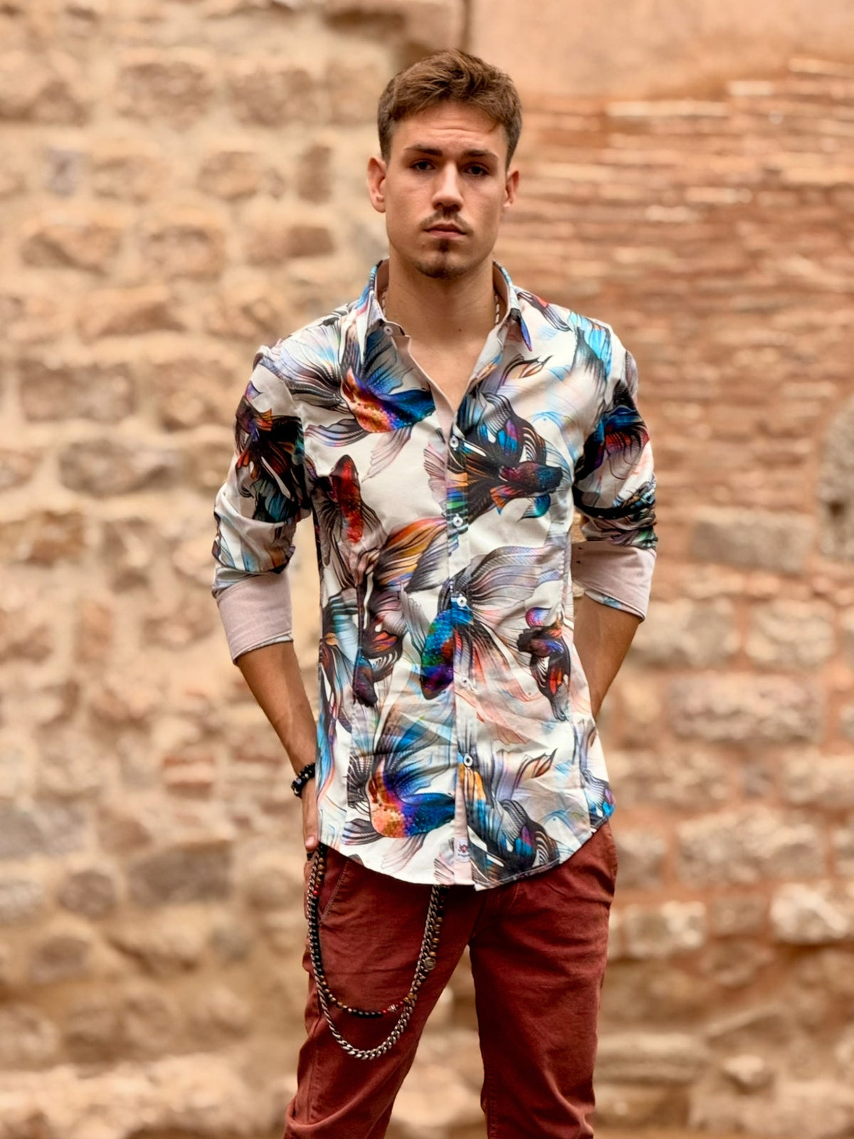 Camisa Goldfish punho detalhes em Branco