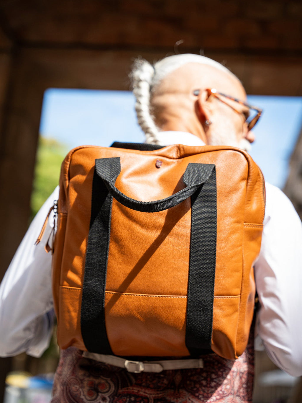 Mochila de tiracolo Arabag 350 em pele